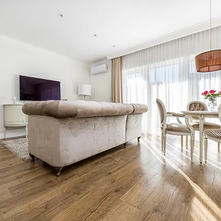 아파트 Gintarine Kopa Kunigiskiai 팔랑가